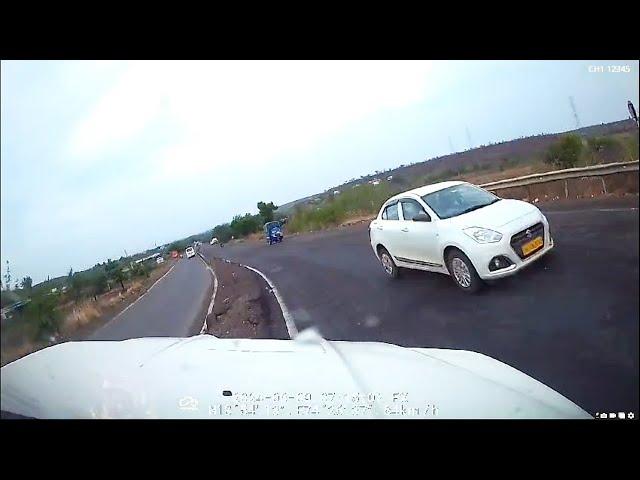 Dangerous Crash of Mahindra Scorpio recorded in Dashcam  Never get distracted while driving