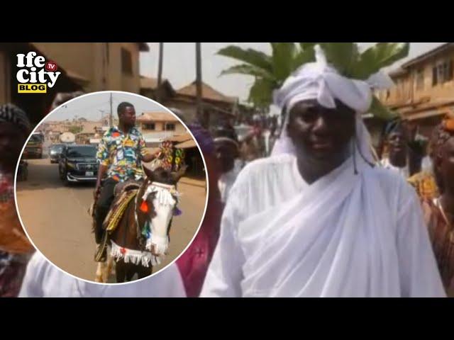 Prince Tewogbade Oyebola Adeyemo Installed as Sooko Osunrunmoye of Ife by Ooni of Ife