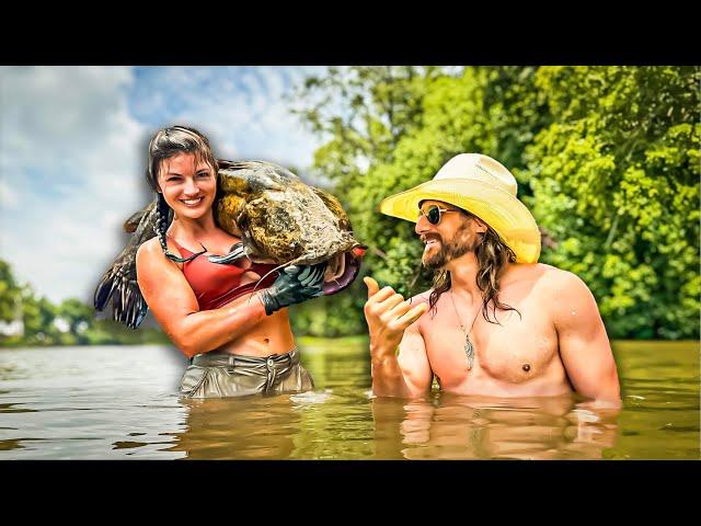 Catfish Noodling With My XGF Hannah Barron - Two HUGE Fish Rodeo Time 378