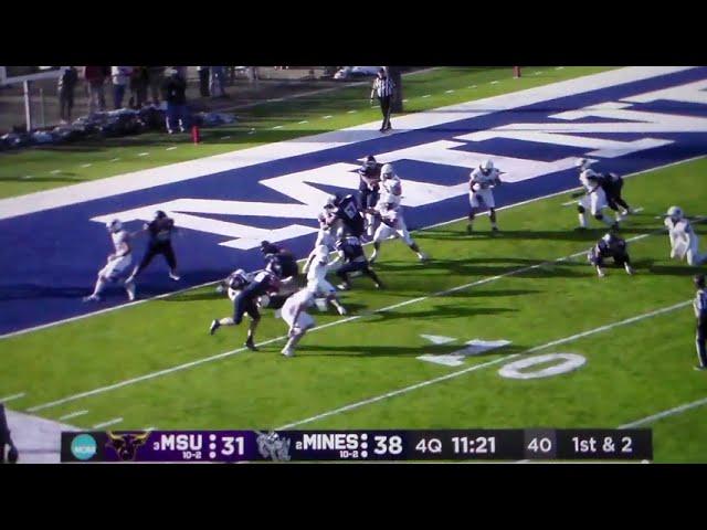 Colorado School of Mines RB Michael Zeman 2 yard TD run vs. Minnesota State