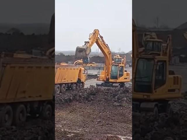 Услуги экскаваторов в Краснодаре :: Аренда спецтехники Краснодар в ГК МИР