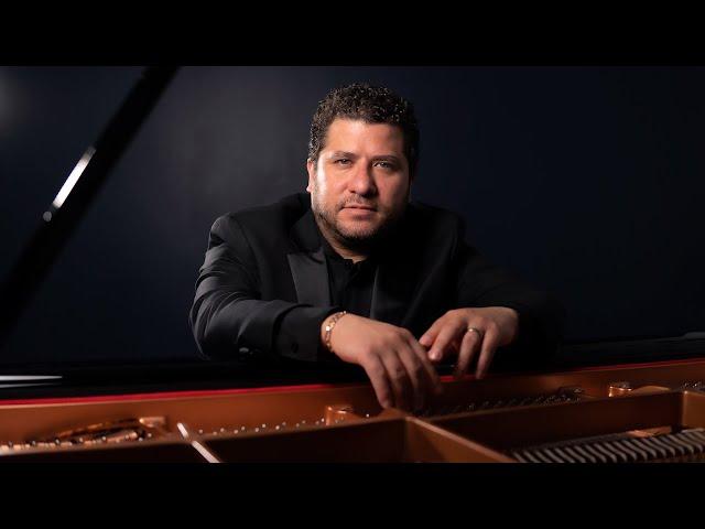 Eduardo Rojas plays Grieg Piano Concerto Mvt 1 with the National Symphony of Colombia