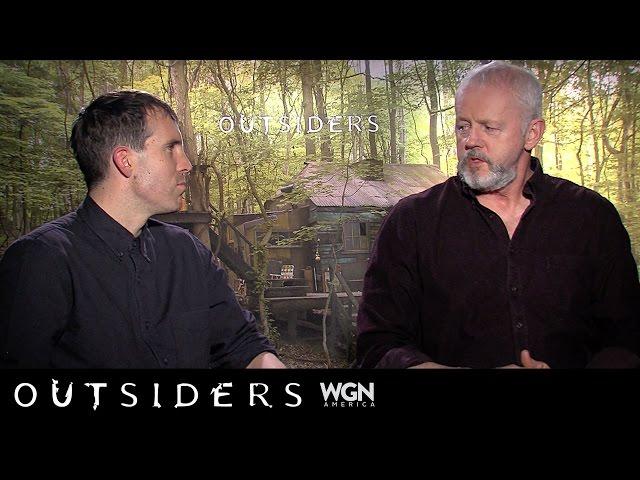 Ask Outsiders: Thomas M. Wright and David Morse discuss costumes and props