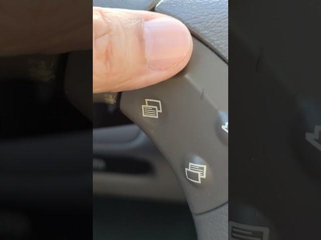 2002 Mercedes-Benz W203 C240 - Pulling Up The Factory Digital Engine Water Temperature Gauge.