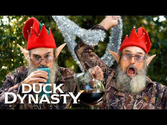 Si Is One NAUGHTY Elf (Season 2) | Duck Dynasty