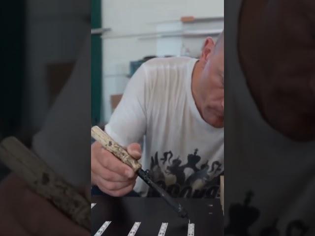 Открытие ETIB Parfum в Кунцево Плаза торговый островок в ТЦ торговое оборудование для парфюмерии 18+