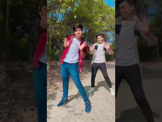 just imagine my cameraman how he is shooting ️ #dance #shorts #youtube