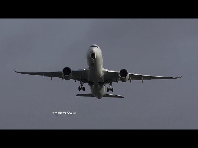 Boeing 787 VS Airbus A350 incredible wing flex head on view takeoff