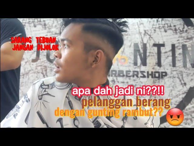 tukang gunting vs pelangan #haircut #skinfade @jomguntings1802