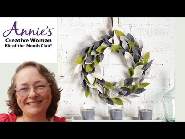 Annie's Craft Kit ~ Creative Woman ~ Winter Wreath ~ Unboxing & Review