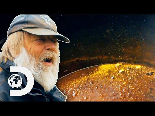 Tony Beets Mines First Gold Haul On His Indian River Claim! | Gold Rush