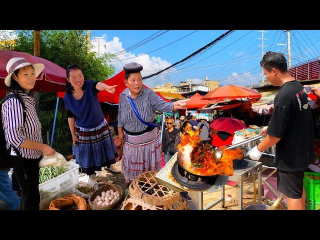 A century-old market in Kunming, Yunnan, China, where ethnic minorities gather and eat in big pots