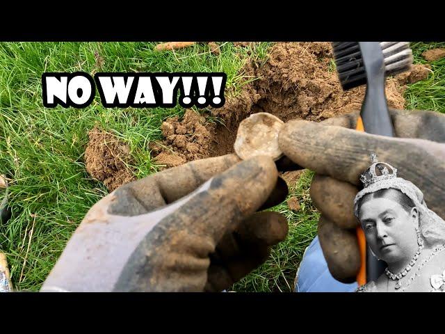 Never know what you will find detecting in Oxfordshire! | Metal detecting UK | Minelab Equinox 800