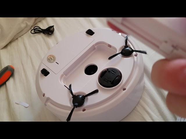 Funny cheap robot vacuum cleaner from China 