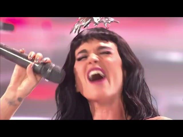 Katy Perry - I Kissed a Girl Live Central Hall London Dec 2024