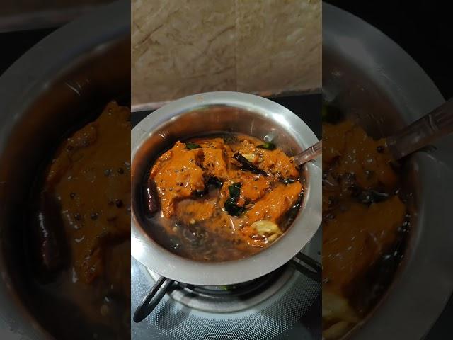 #shorts#shortsvideo#tomatopachadi#tomatochutney#foodlovers #foodphotography#foodshorts