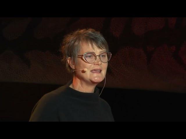 How our surroundings shape us | Sarah Robinson | TEDxMestre