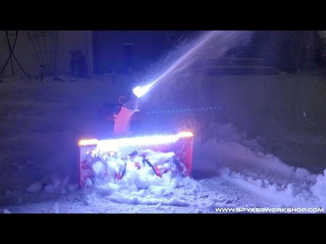 Spyker Workshop - 1X-2 Mini Snow Blower - Snow!