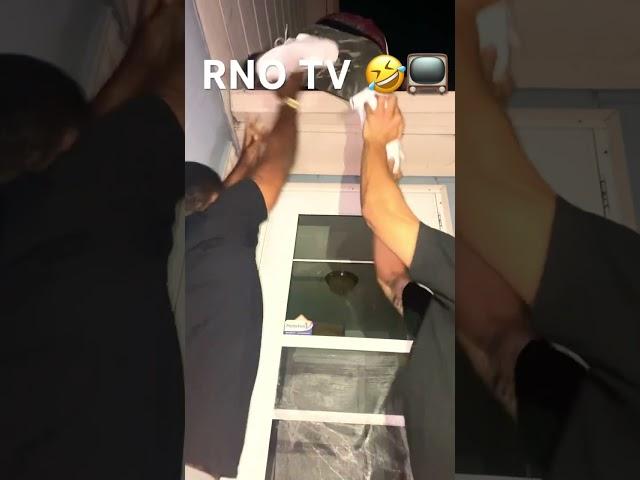 “RNO LANG” Struggles to get on top of a house  #rnotv #shorts