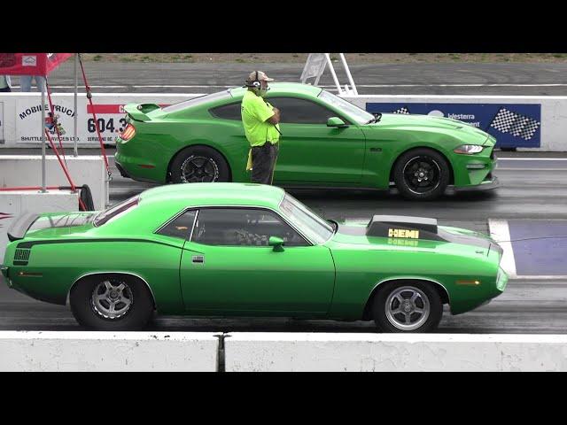 Old vs New School - drag racing