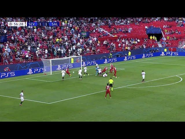 Oumar Solet goal miss vs Sevilla