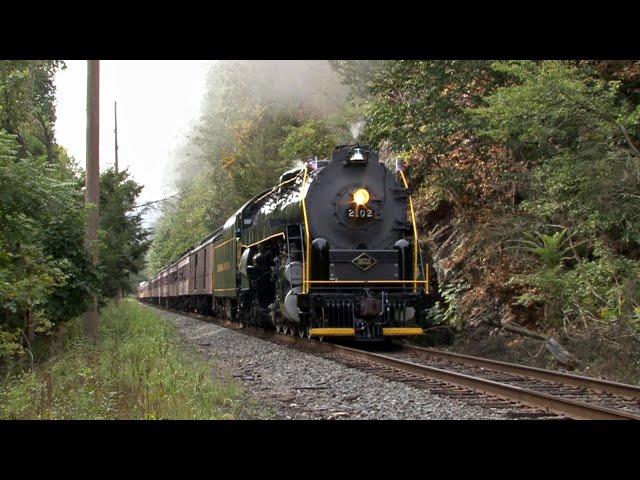 Reading & Northern 2102 blasts out of Port Clinton