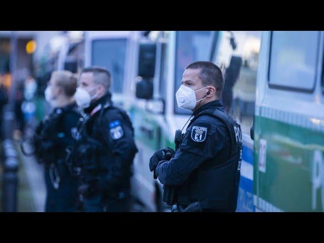 Corona-Demo in Berlin: Polizei rüstet sich mit tausenden Beamten