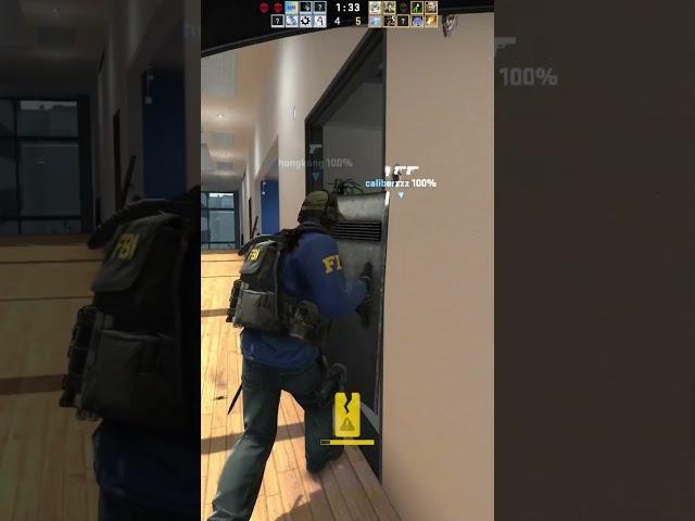 Dude was running for his life #csgo