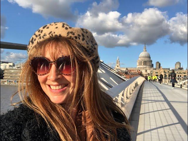 THE WOBBLY MILLENNIUM BRIDGE LONDON  - A STUNNING, SCENIC & ICONIC BRIDGE