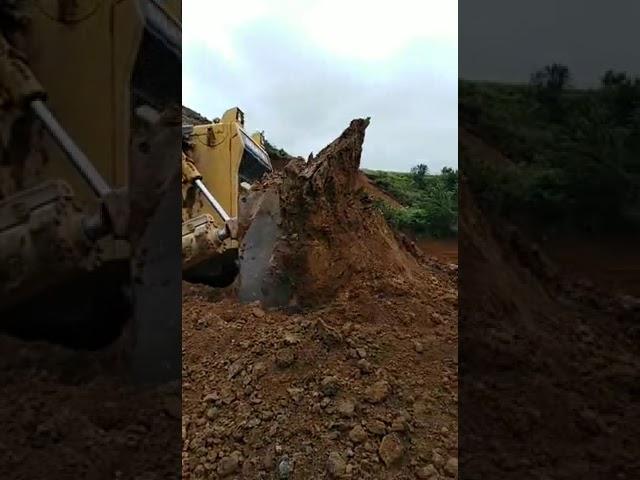 Shantui SD32(320hp)Crawler Bulldozer