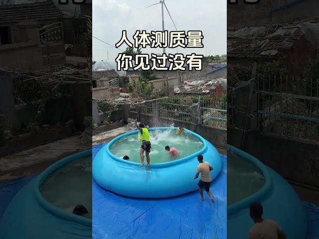 Cool summer opens immediately without installing the worry. This inflatable swimming pool is jus