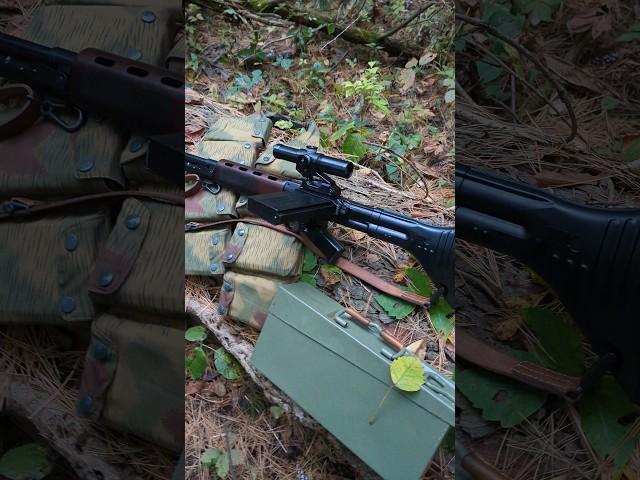 9 Seconds of the Most Beautiful Repro • Smith Manufacturing Group (SMG) FG42 Type E