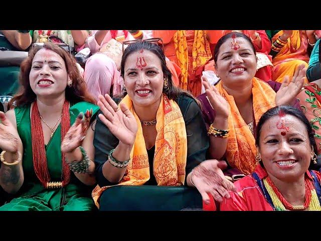 मलाई चाहिन्छ सर्लक्क परेको। लाईभ दोहोरी गीत। Malai Chahinxa Sarlakka Pareko - Live Dohori Song 2023