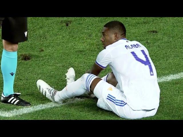 David Alaba Horrible ACL Injury Vs Villarreal CF 