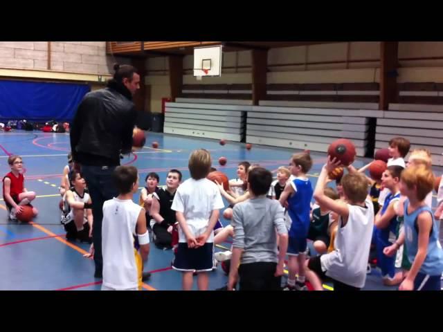 Lucky Shot of Pieter Loridon? 1on1 Basketball Camp Krokus - www.bomba.be