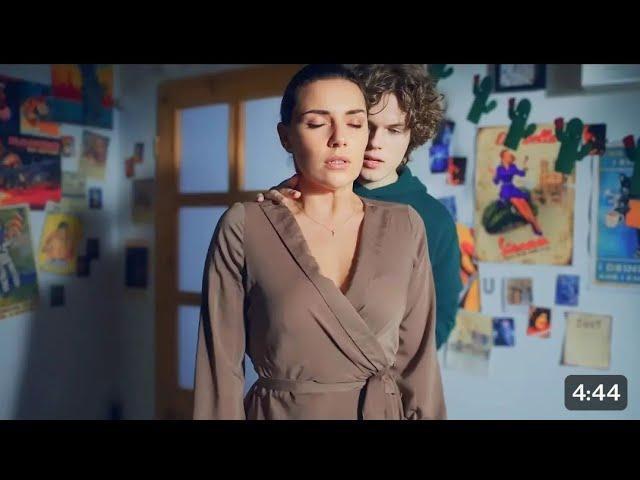 Stepson fall in Love His Stepmother/Movie explained Urdu/Romance thriller movie