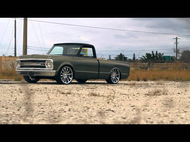 Andy's Bagged Chevy C10