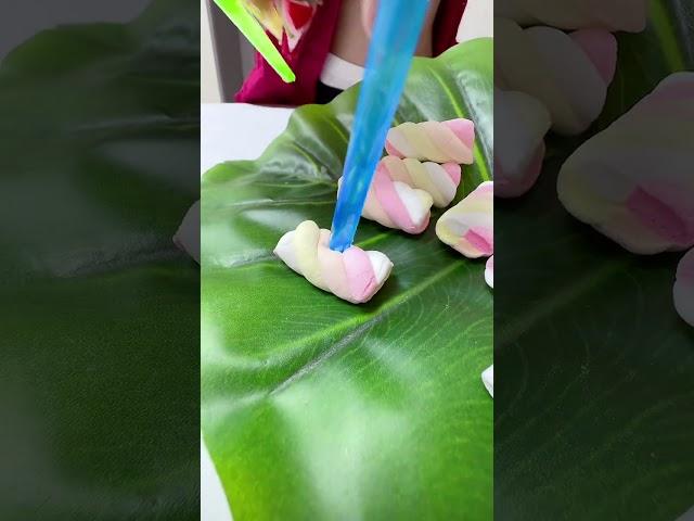 弟弟偷吃东西！#火影忍者 #家庭 #小蚂蚁