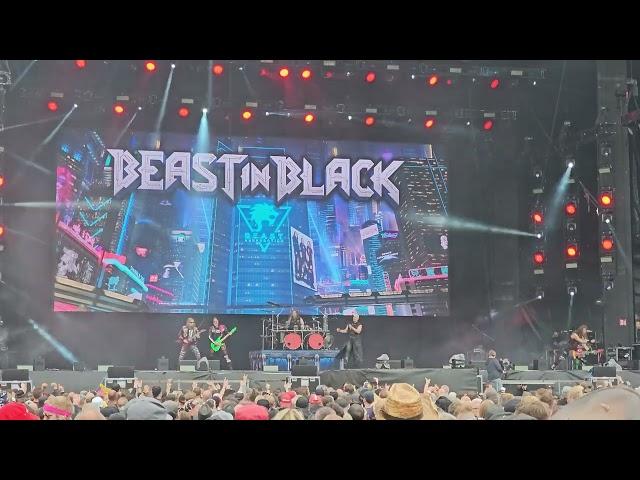 Beast in Black - Cry Out For A Hero (Live)