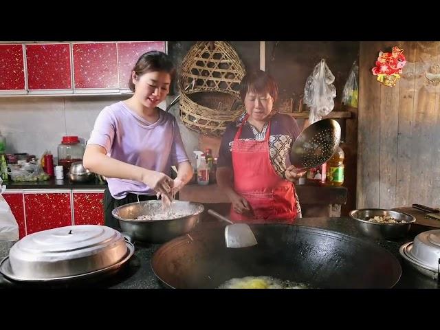 今天叫菜市场大哥特意留了十斤猪肉，拿回去炸酥肉