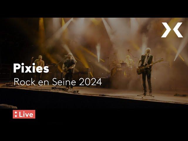 Pixies en concert à Rock en Seine 2024