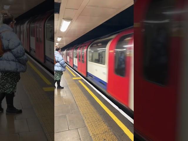 Central line train approaching platform #like #subscribe #share