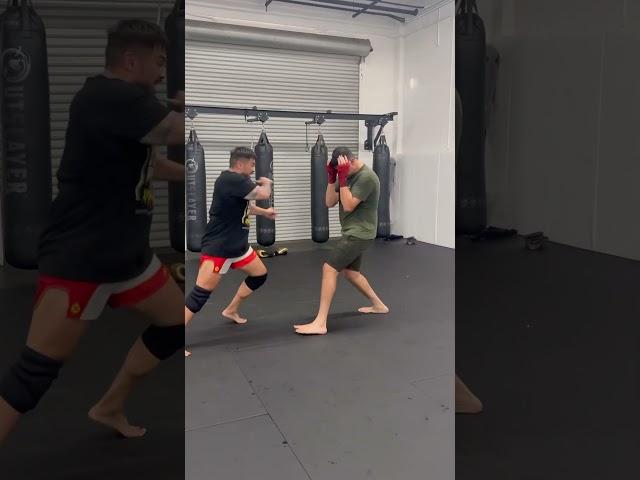 Who Else Loves Hip Feints?  #muaythai