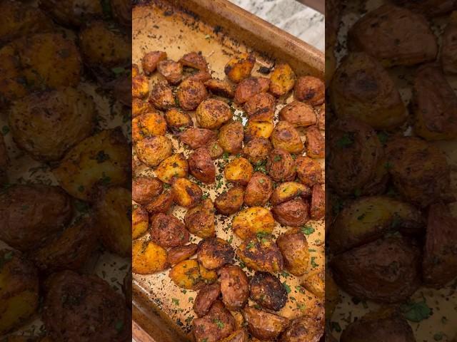 The BEST crispy roasted potatoes #shorts #food #potatoes #crispy