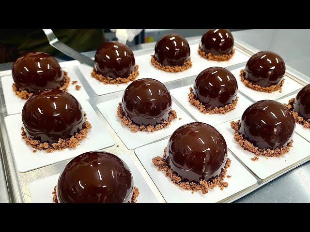 Wonderful dessert! Making shiny chocolate mousse cake - Korean street food