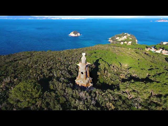 Il Mausoleo Tonietti di Cavo: Uno Spettacolare Volo con il Drone sopra questo capolavoro Storico