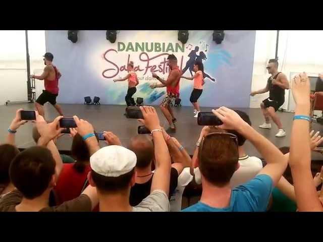Danubian Salsa Festival 2015 - Chiquito y Dominican Power: Body movement