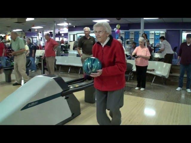 100-year-old goes bowling at Rocky Springs