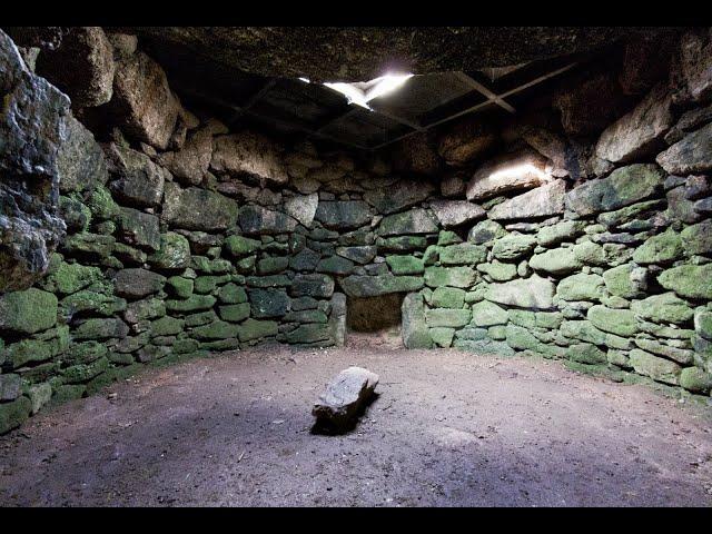 Exploring Carn Euny ancient village with the dog - Cornwall Guide