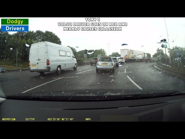 Dodgy Drivers Dashcam Disasters Road Rage & Crashes - Weekly Compilation 107